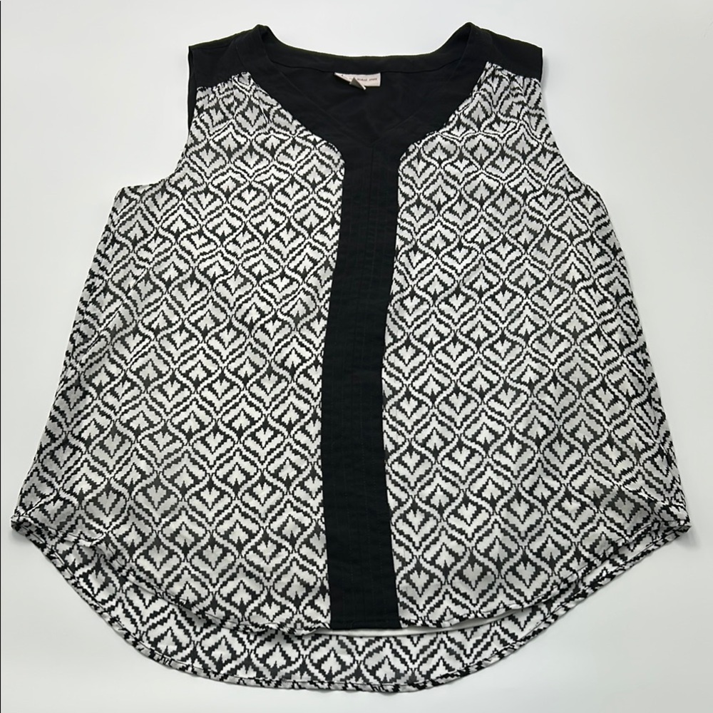 CB Est 1962 Sleeveless Blouse Medium Black White Patterned Boho Everyday Casual